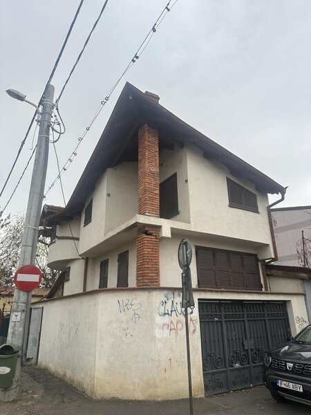 Bucurestii Noi vanzare vila demisol parter mansarda Metrou Jiului